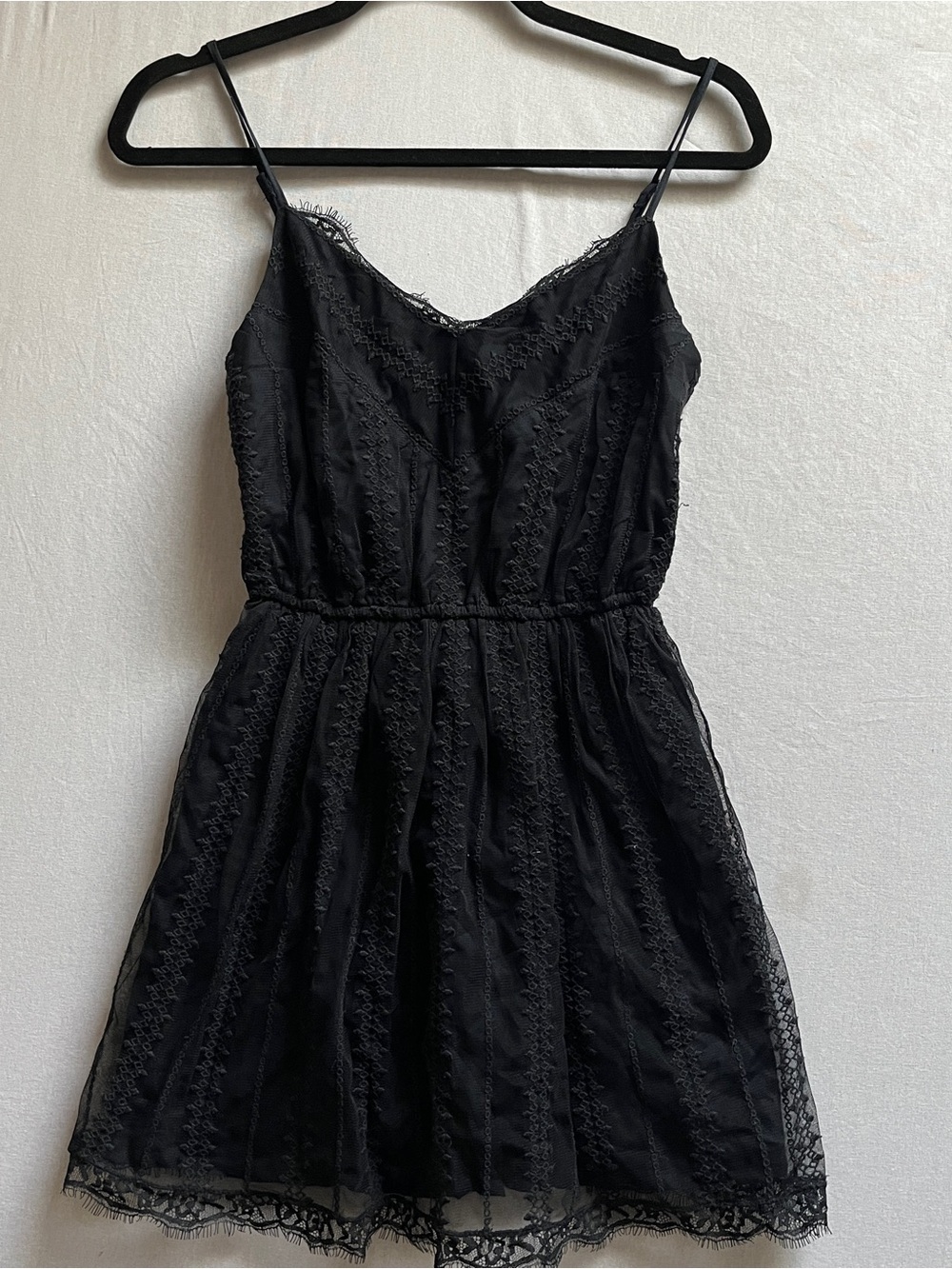 Abercrombie & Fitch Black Lace Overlay Spaghetti Strap Mini Dress XSP